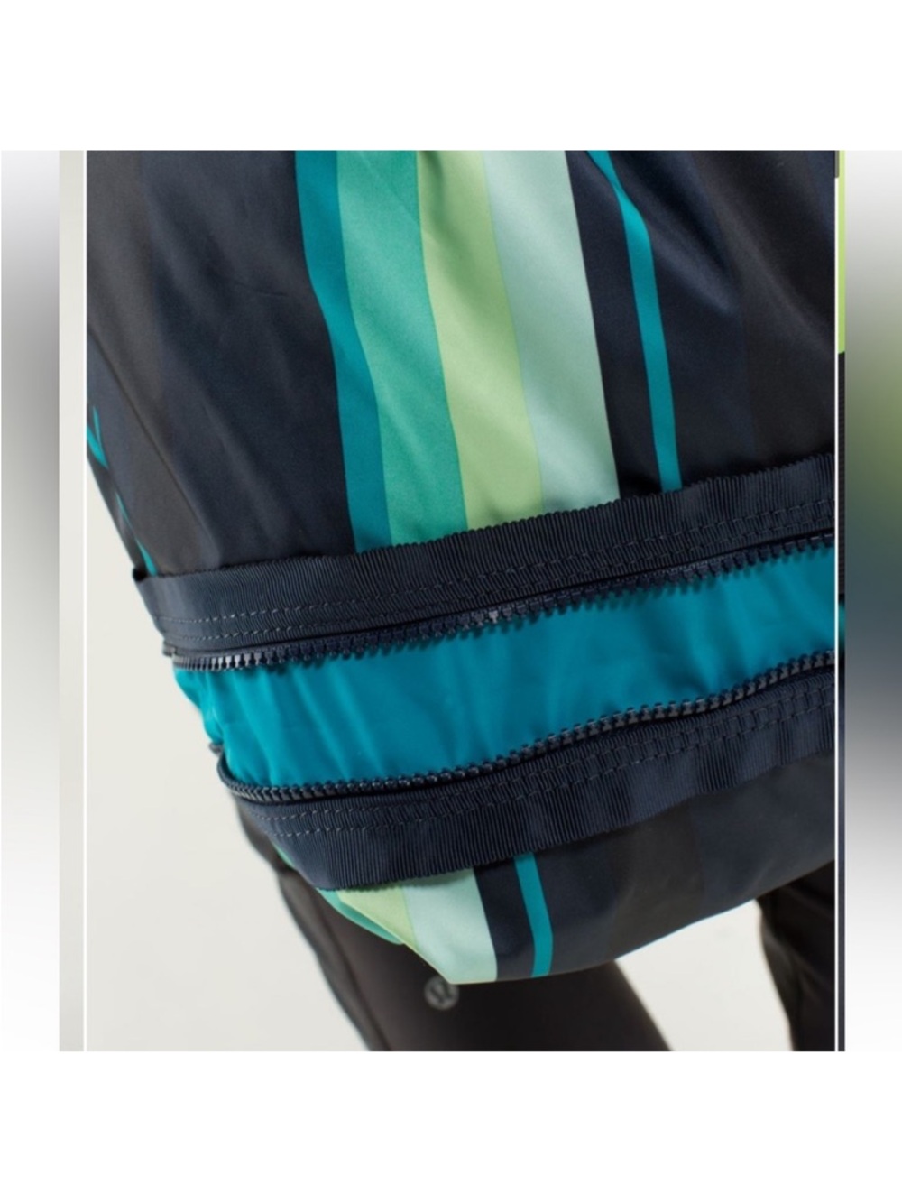 Lululemon Enlighten & Expand Tote yoga gym overnight beach bag - Picture 3 of 14